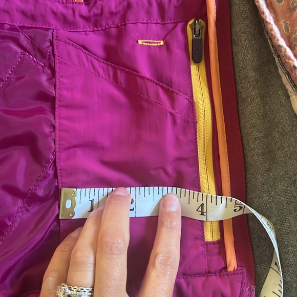 Eddie Bauer Travex Lightweight Vest - Picture 10 of 14